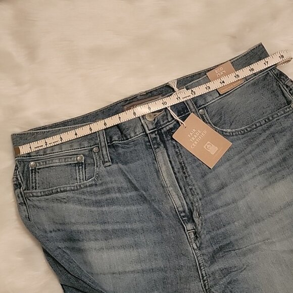 POINT SUR X J.CREW High Rise Slim Boy Raw Hem Straight Leg Light Wash Cuff Jeans - Picture 7 of 9